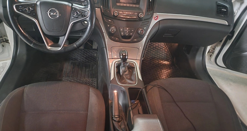 Opel Insignia cena 40500 przebieg: 183500, rok produkcji 2014 z Gdańsk małe 254
